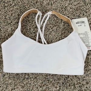 Lululemon Free to Be Bra, Size 6